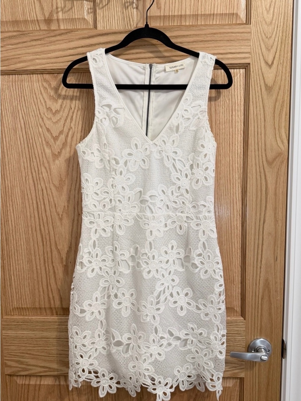 Sugarlips White Floral Lace V-Neck Mini Dress